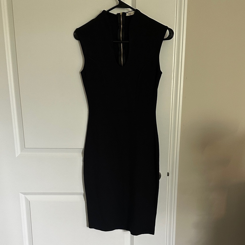 Black Sleeveless Dress